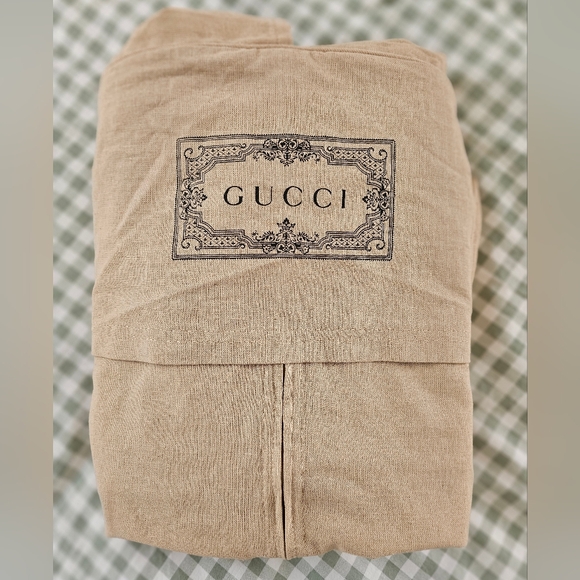 NWOT Gucci Tan Garment Bag